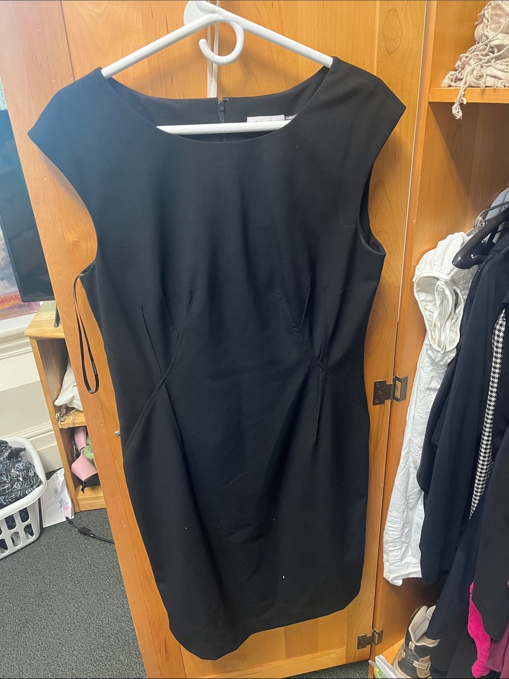 Calvin Klein Black Cap-Sleeve Sheath Dress